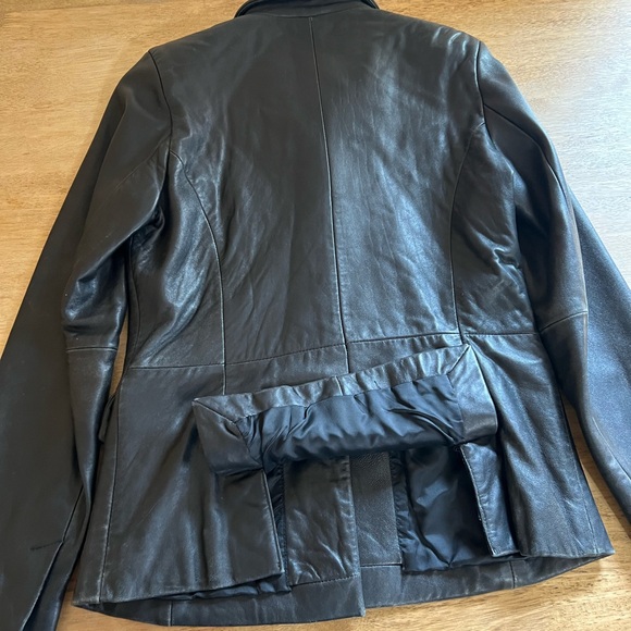 Women’s Small Leather Jacket - Picture 9 of 9